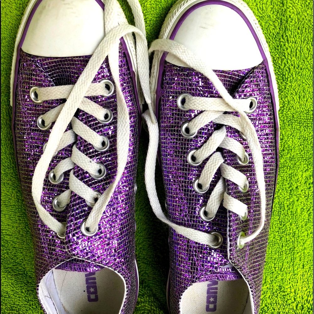 Sparkly purple converse size 7